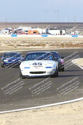 media/Jan-25-2025-CalClub SCCA (Sat) [[03c98a249e]]/Race 4/